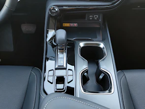 Fahrzeugbild LEXUS NX 450h+ Comfort