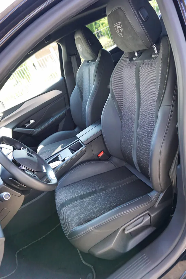 PEUGEOT 308 SW 1.2 Hybrid GT