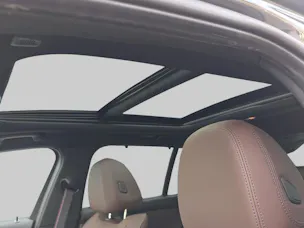 BMW M340i xDrive Tour.