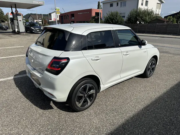 Suzuki Swift 1.2 Piz Sulai Top Hybrid 4x4