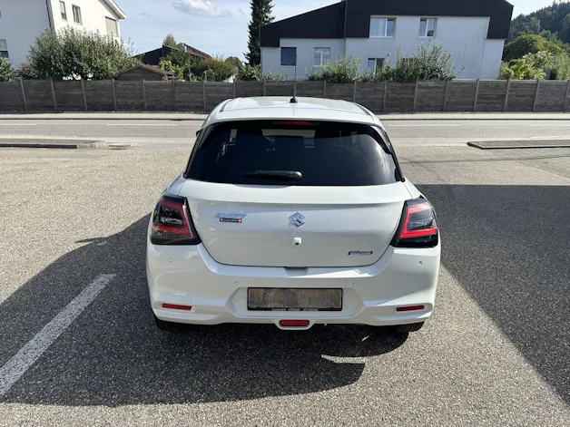Suzuki Swift 1.2 Piz Sulai Top Hybrid 4x4