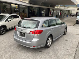 Subaru Legacy Station 2.0i Swiss