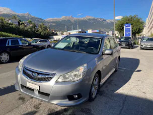 Subaru Legacy Station 2.0i Swiss