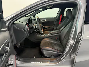 MERCEDES-BENZ A-Klasse W176 A 45 AMG 4m
