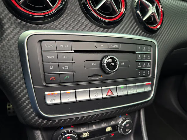 MERCEDES-BENZ A-Klasse W176 A 45 AMG 4m