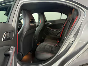 MERCEDES-BENZ A-Klasse W176 A 45 AMG 4m