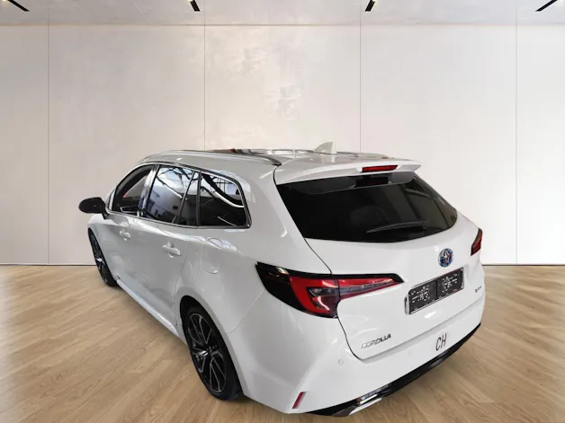 Toyota Corolla Touring Sports 2.0 HSD Premium