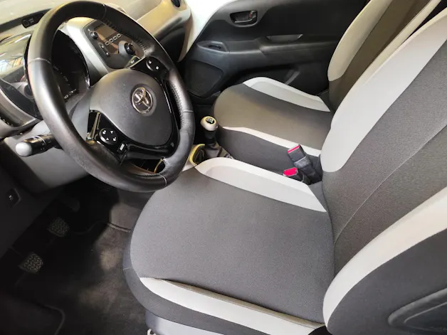 Toyota Aygo 1.0 VVT-i x-play