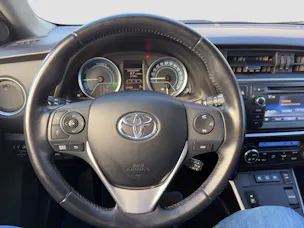 Toyota Auris 1.8 HSD Trend