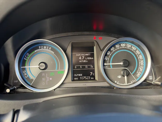 Toyota Auris 1.8 HSD Trend