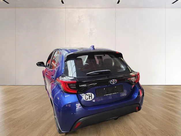 Toyota Yaris 1.5 VVT-i HSD Trend
