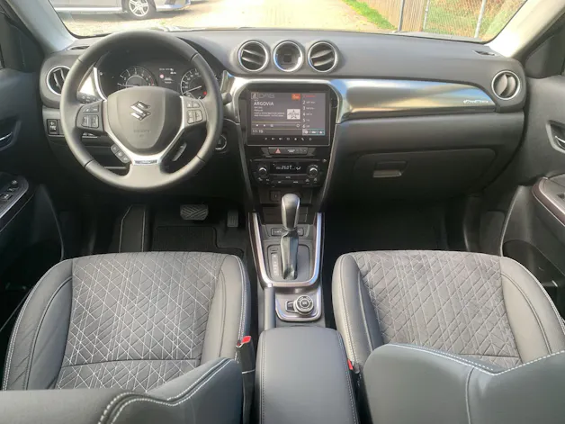 Suzuki Vitara 1.4 T Piz Sulai Top Hybrid 4x4