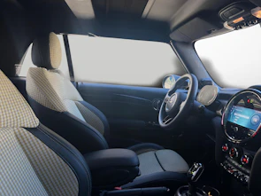 Fahrzeugbild MINI Cabrio F57 2.0i Cooper S SDKG