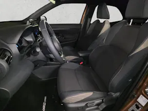 Toyota Yaris Cross 1.5 VVT-i HSD Premium AWD-i