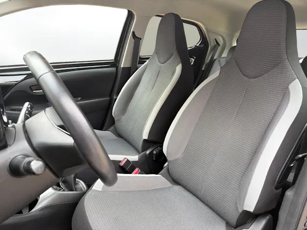 Toyota Aygo 1.0 VVT-i x-play Team D