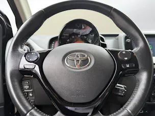 Toyota Aygo 1.0 VVT-i x-play Team D