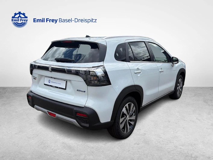 Fahrzeugbild SUZUKI S-CROSS