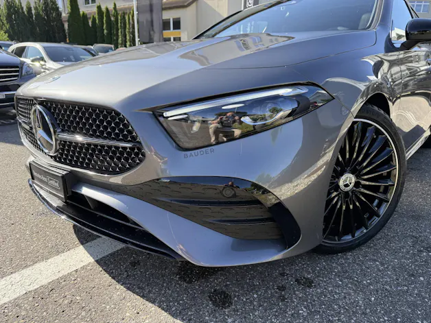 MERCEDES-BENZ A 200 Night Star AMG Line