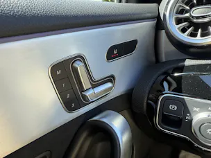 MERCEDES-BENZ A 250 AMG Line 4m