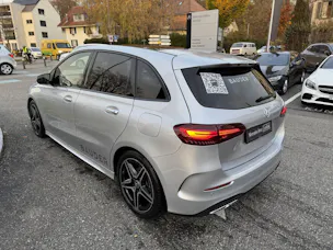 MERCEDES-BENZ B 200 d AMG Line