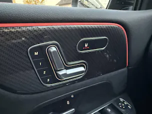 MERCEDES-BENZ B 200 d AMG Line