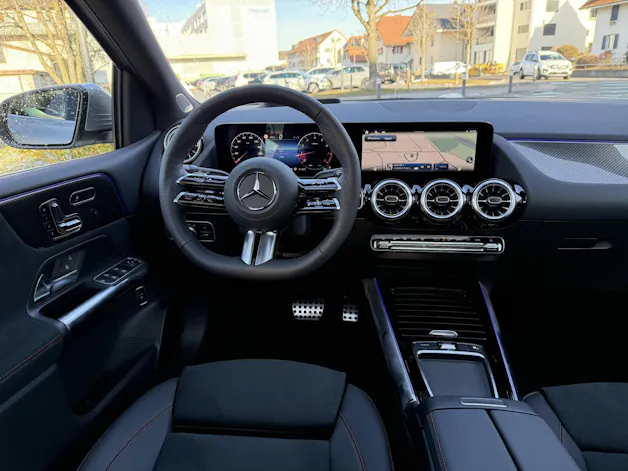 MERCEDES-BENZ B 250 AMG Line 4matic