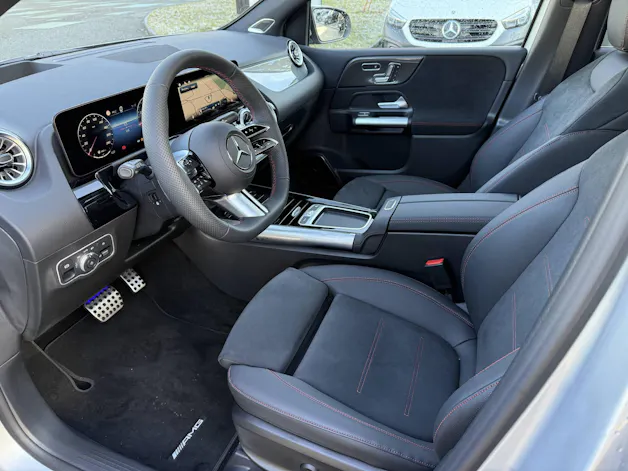 MERCEDES-BENZ B 250 AMG Line 4matic