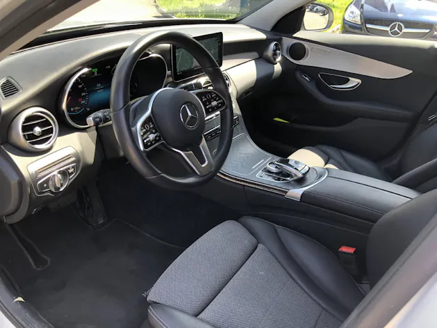 MERCEDES-BENZ C 200 AMG Line 4matic Kombi