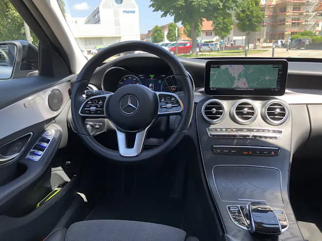 MERCEDES-BENZ C 200 AMG Line 4matic Kombi
