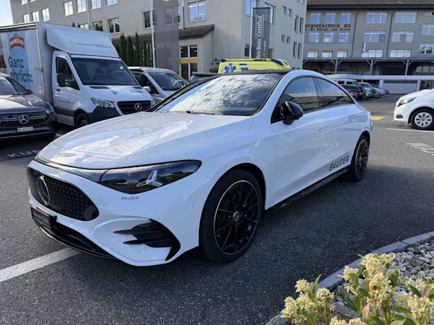 MERCEDES-BENZ CLA 350 AMG Line 4matic
