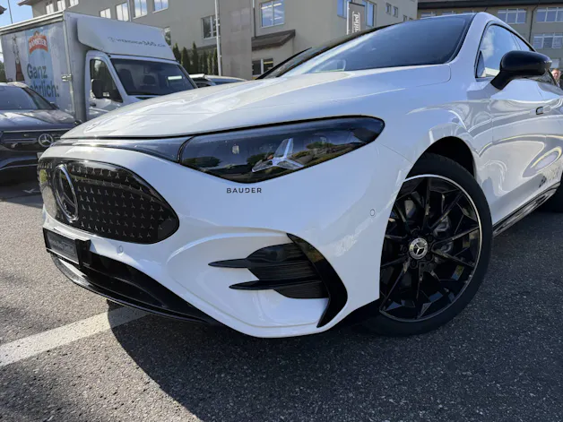 MERCEDES-BENZ CLA 350 AMG Line 4matic