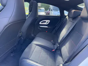 MERCEDES-BENZ CLA 350 AMG Line 4matic