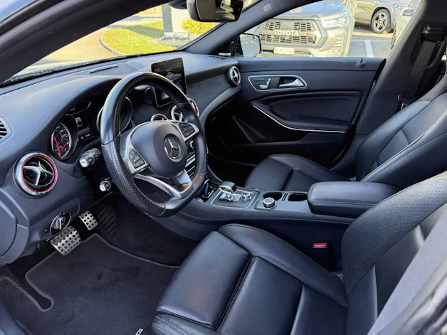 MERCEDES-BENZ CLA 45 AMG 4m Shooting Brake