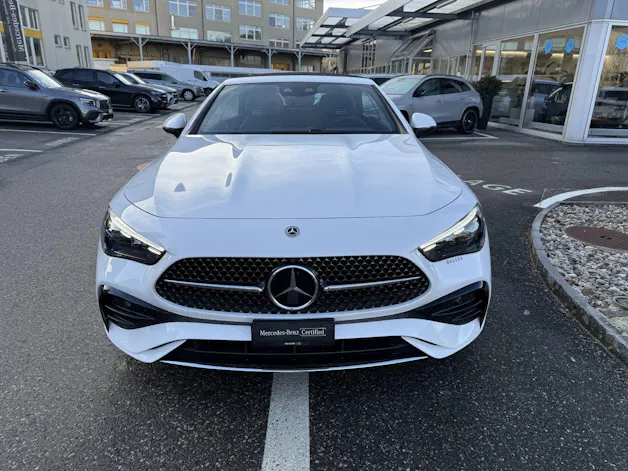 MERCEDES-BENZ CLE 200 AMG Line 4matic Cabriolet