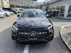 MERCEDES-BENZ GLA 200 Night Star AMG Line