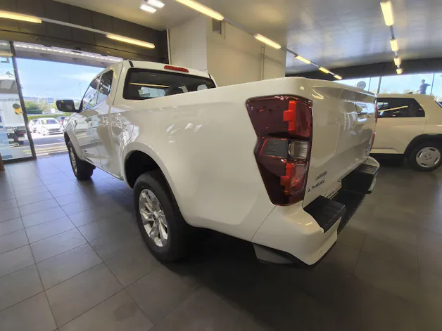 ISUZU D-Max Space Pick-up 2.2 DDi Evolution 4x4