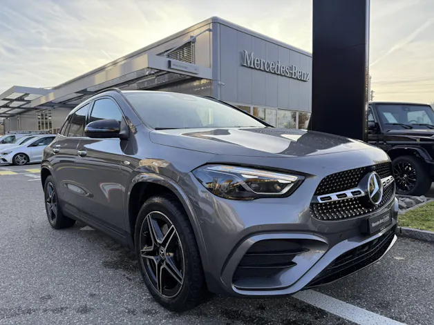MERCEDES-BENZ GLA 250 e EQ Star AMG Line