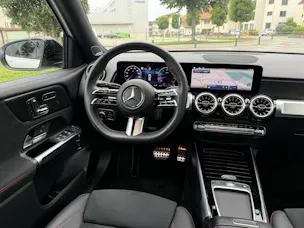 MERCEDES-BENZ GLB 220 AMG Line 4matic