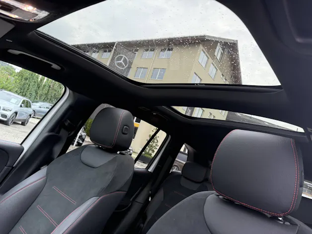 MERCEDES-BENZ GLB 220 AMG Line 4matic