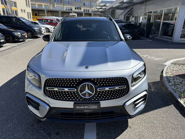 MERCEDES-BENZ GLB 220 AMG Line 4matic