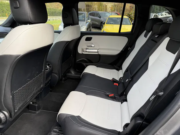 MERCEDES-BENZ GLB 250 AMG Line 4matic