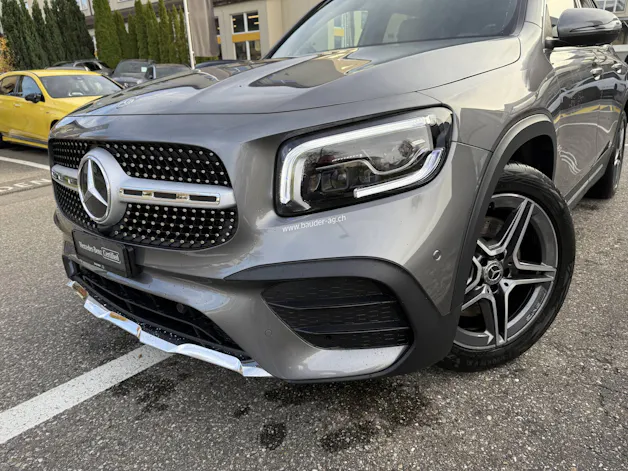 MERCEDES-BENZ GLB 250 AMG Line 4matic