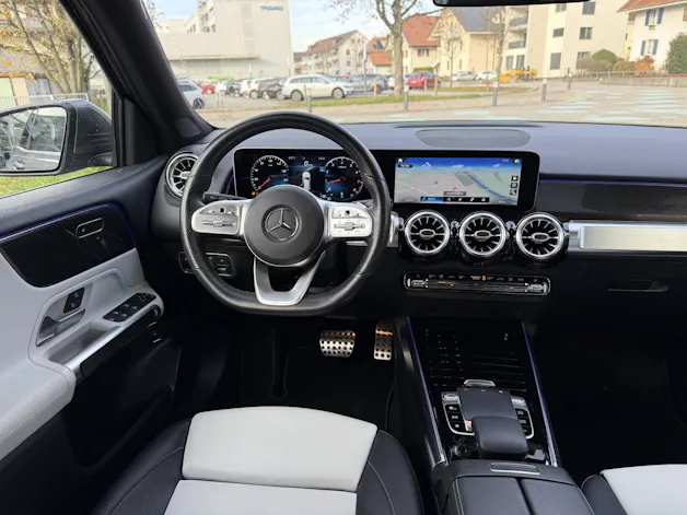 MERCEDES-BENZ GLB 250 AMG Line 4matic