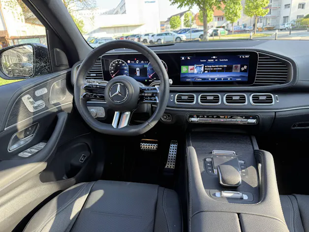 MERCEDES-BENZ GLE 300 d AMG Line 4matic