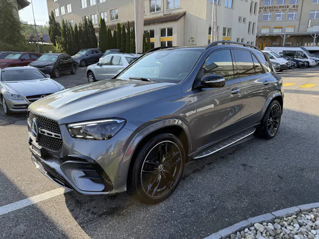 MERCEDES-BENZ GLE 300 d AMG Line 4matic