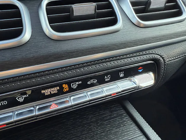 MERCEDES-BENZ GLE 300 d AMG Line 4matic