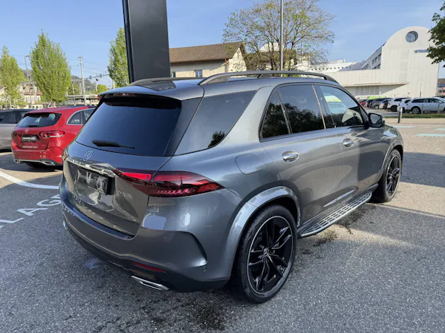 MERCEDES-BENZ GLE 300 d AMG Line 4matic