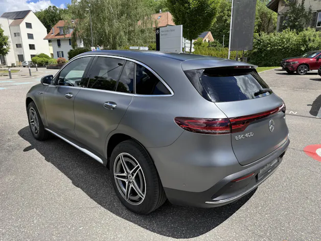 MERCEDES-BENZ EQC 400 AMG Line 4matic