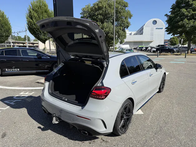 MERCEDES-BENZ A 35 AMG 4matic