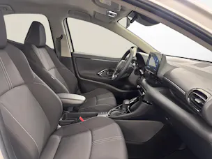 Toyota Yaris 1.5 VVT-i HSD Trend
